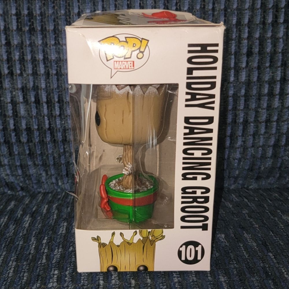 Funko Pop! Marvel Guardians of the Galaxy Holiday Dancing Groot Bobble-Head #101 - Picture 3 of 7